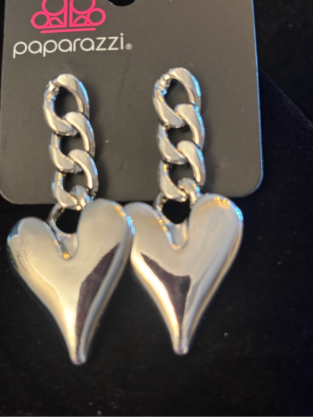 paparazzi Silver Chunky Chain Heart Drop Earrings